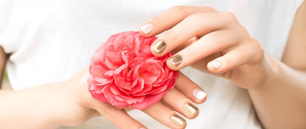 10 Beautiful Nail Art Designs for Weddings