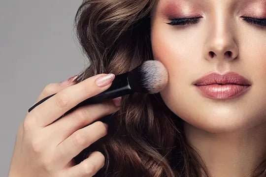 How to Apply Makeup Step by Step? - JaqulineUSA